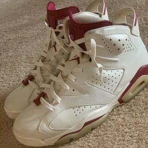 Maroon 6s